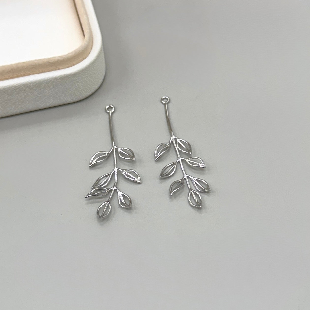 COLGANTE  | HOJA DE OLIVO | 1 UND