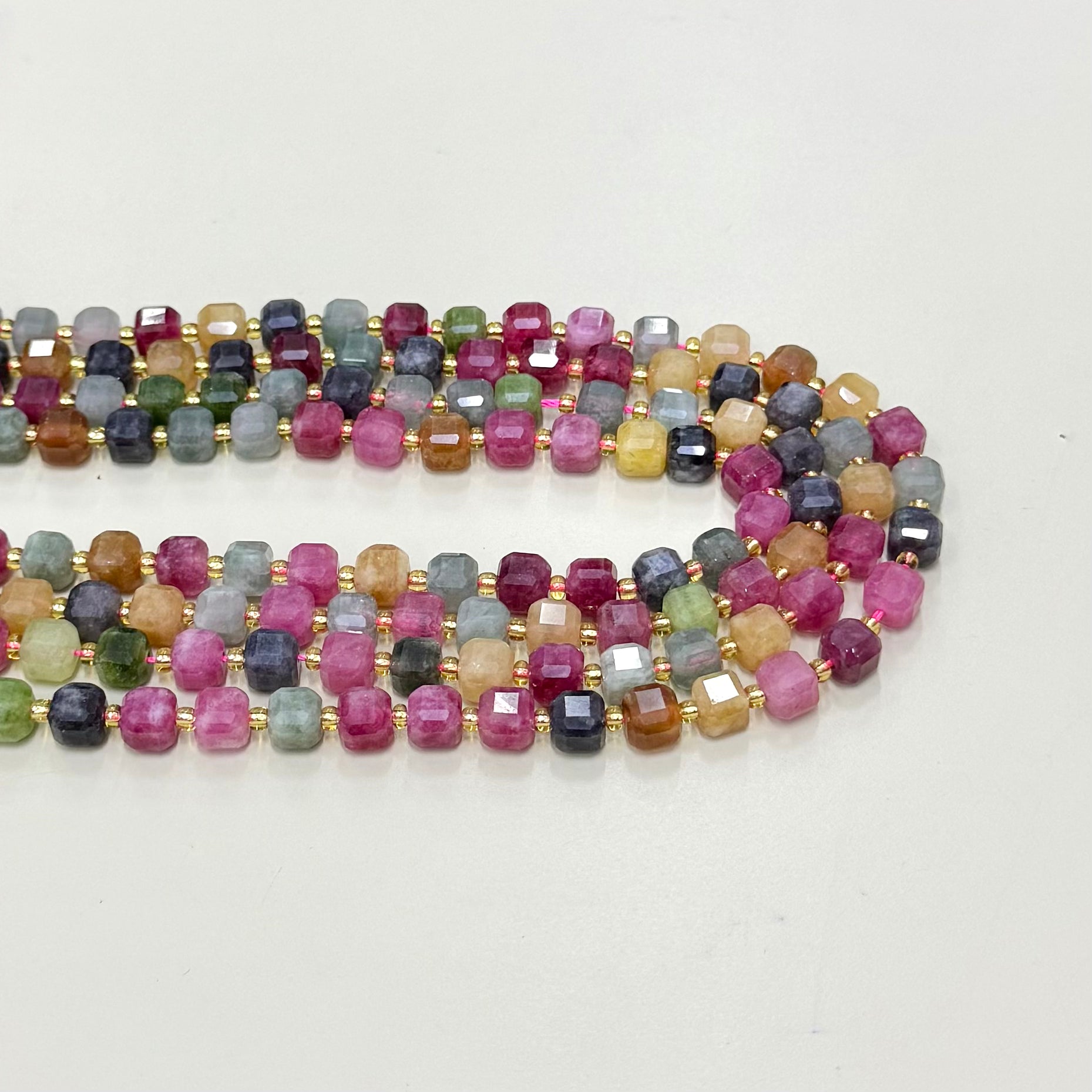 PIEDRA CUBO FACETADA | JADE TURMALINA