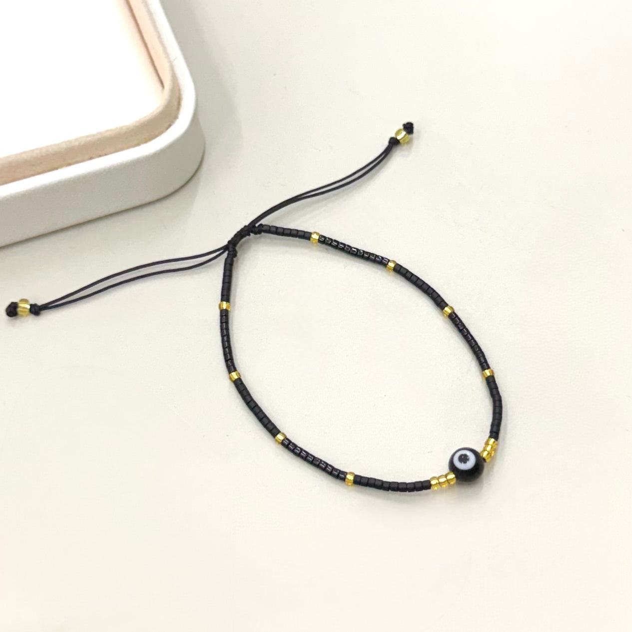 PULSERA NEGRA | OJITO TURCO | LUNAM