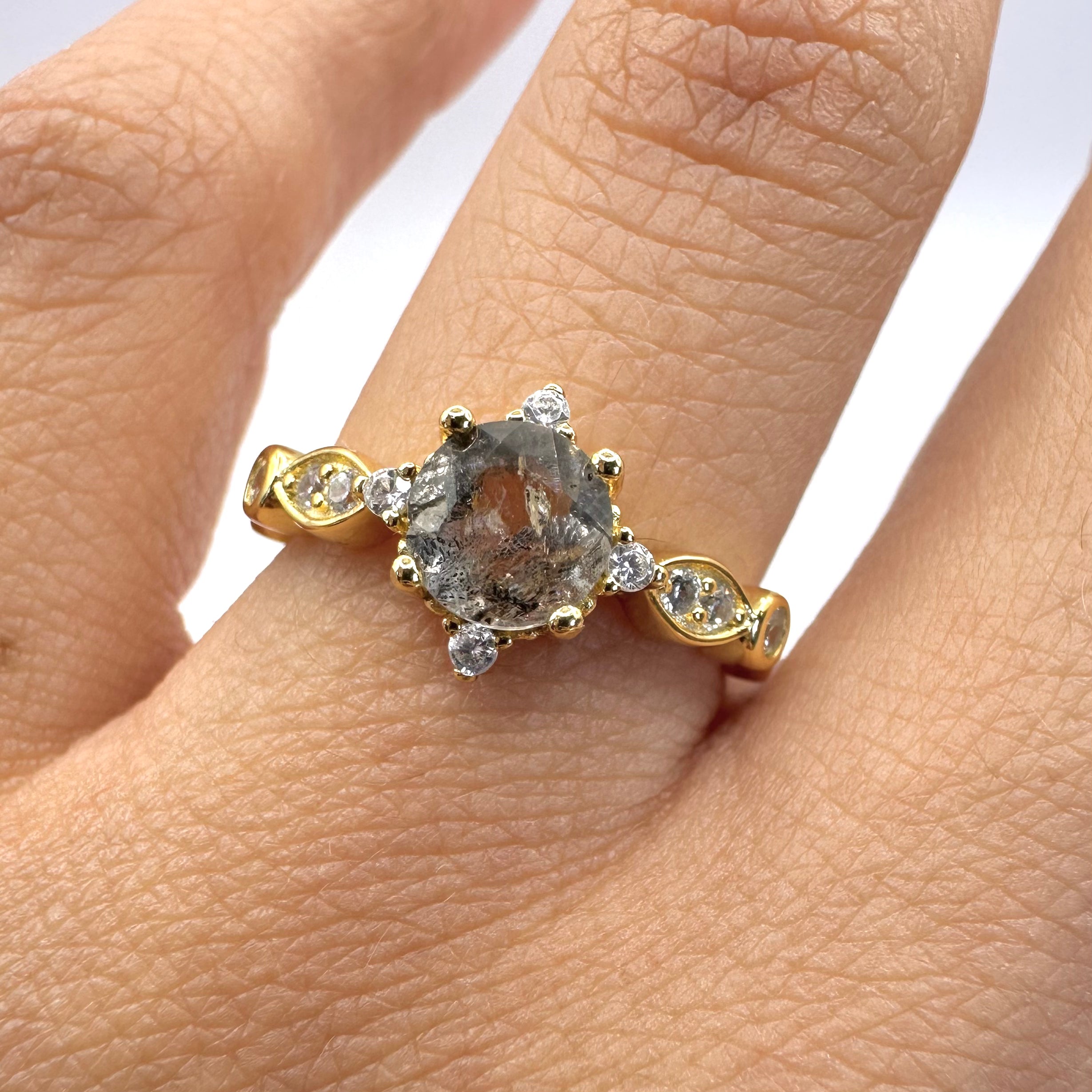 ANILLO “ESTRELLA” | DIAMANTE HERKIMER | BAÑO DE ORO 14K