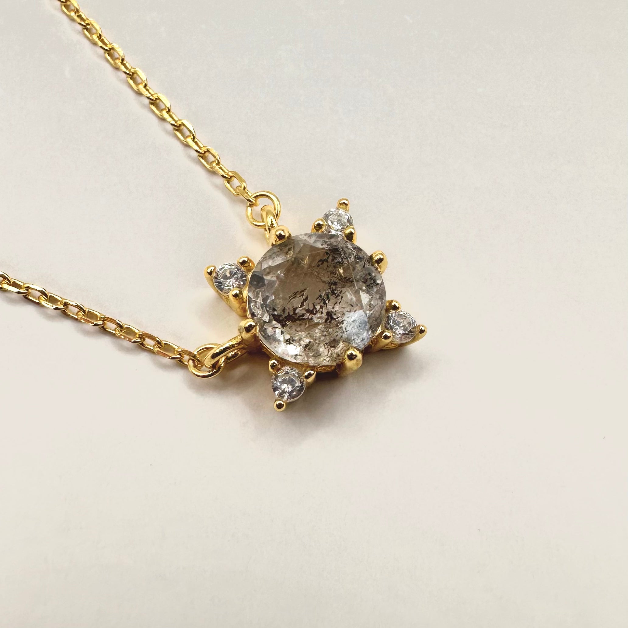 COLLAR “ESTRELLA” | DIAMANTE HERKIMER | BAÑO DE ORO 14K