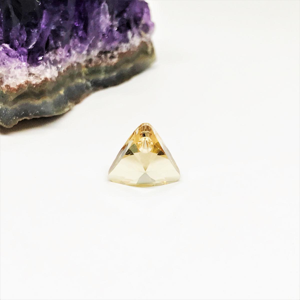 SWAROVSKI CRYSTALS | COLGANTE TRIANGULO (C3)