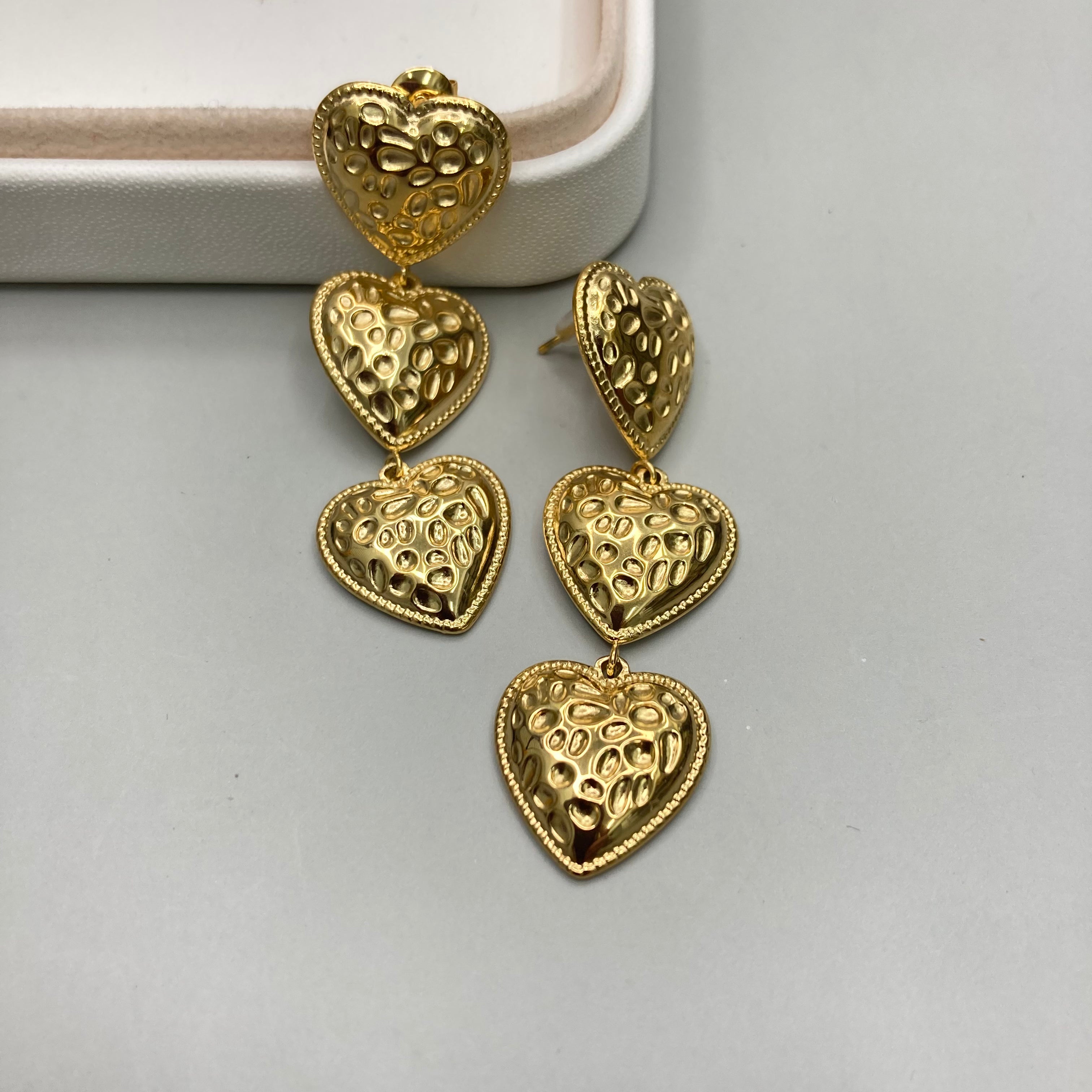 AROS | TRES CORAZONES CON TEXTURA