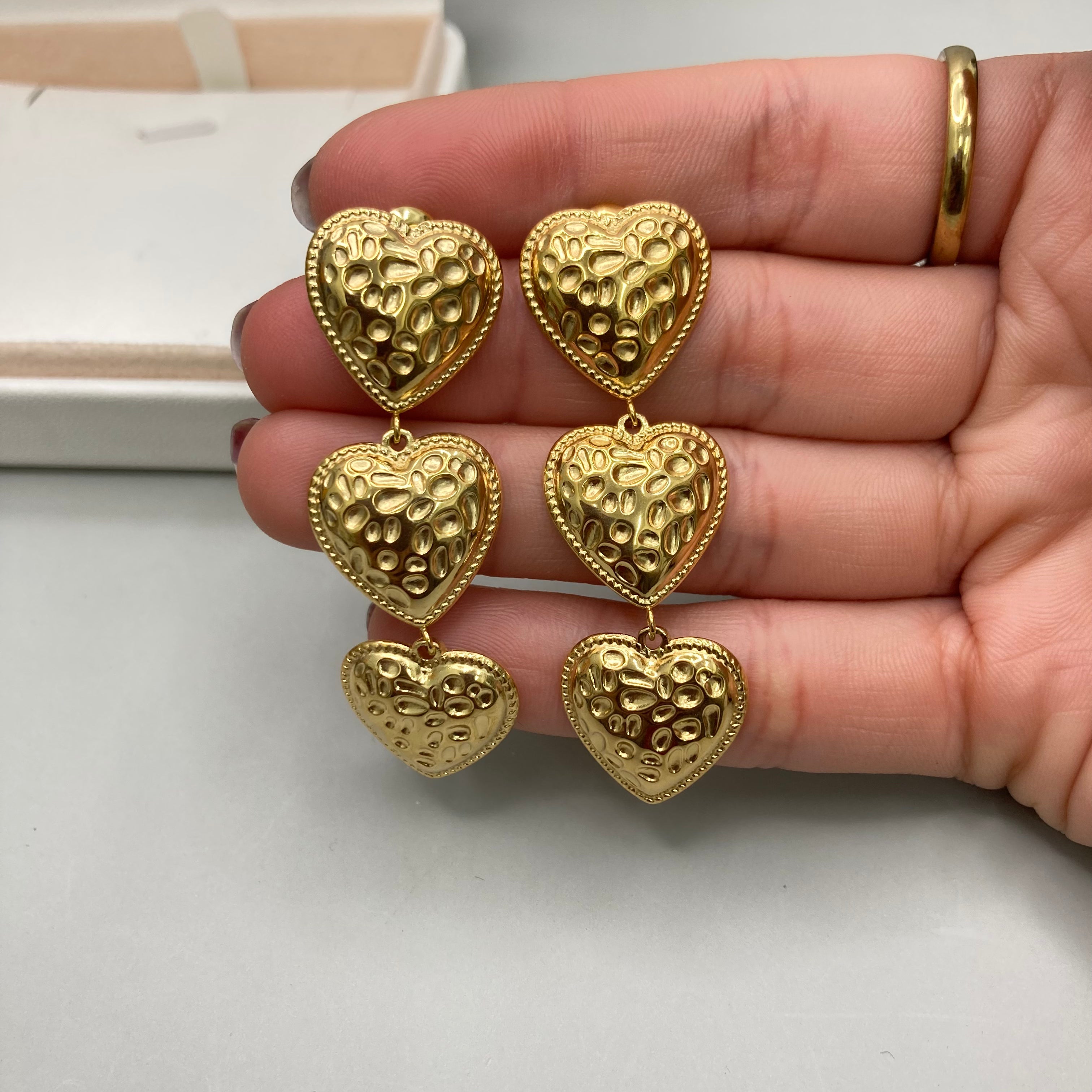 AROS | TRES CORAZONES CON TEXTURA
