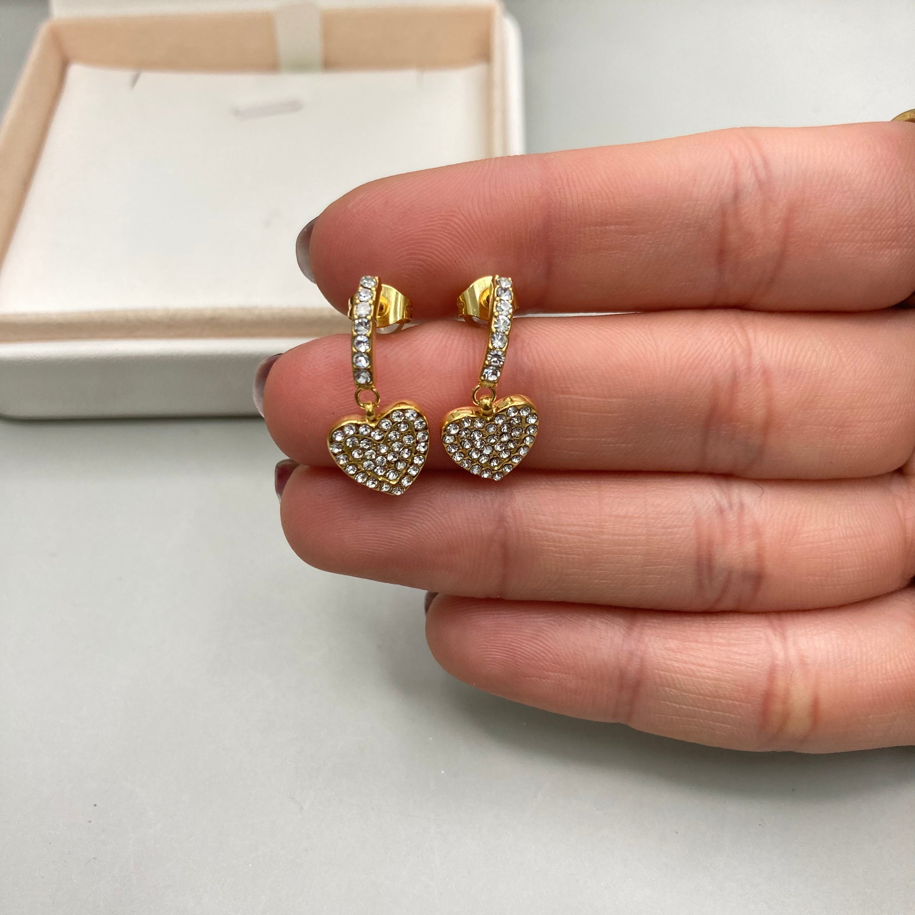 AROS | CORAZÓN COLGANTE Y CRISTALES