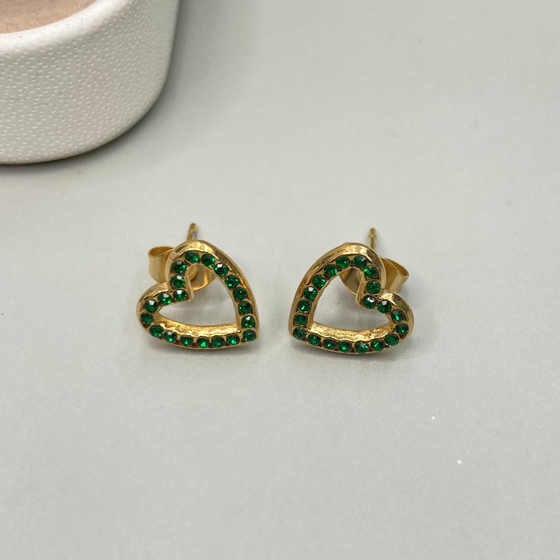 AROS | CORAZÓN CON CRISTALES VERDES