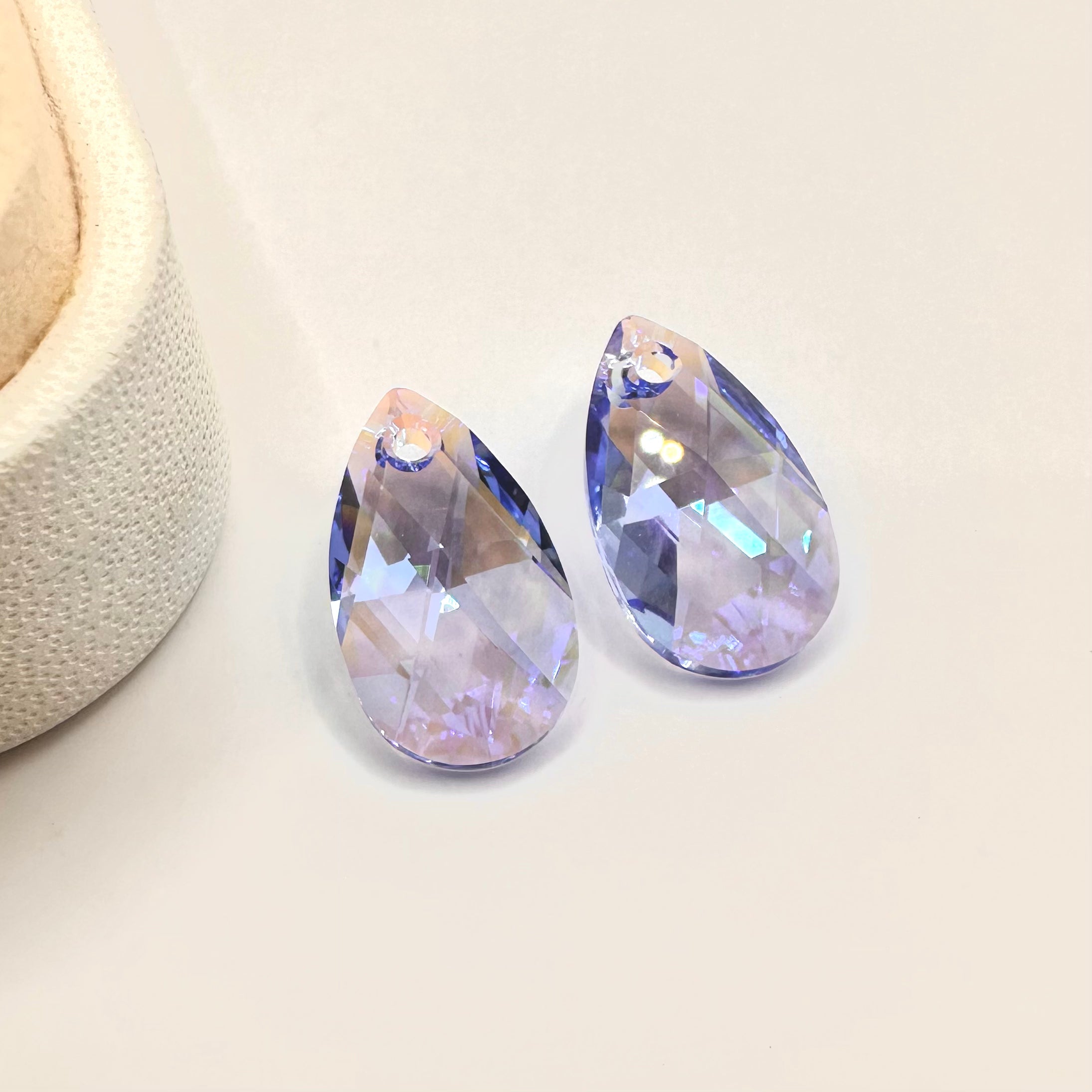 SWAROVSKI CRYSTALS | COLGANTE TEARDROP | 16MM