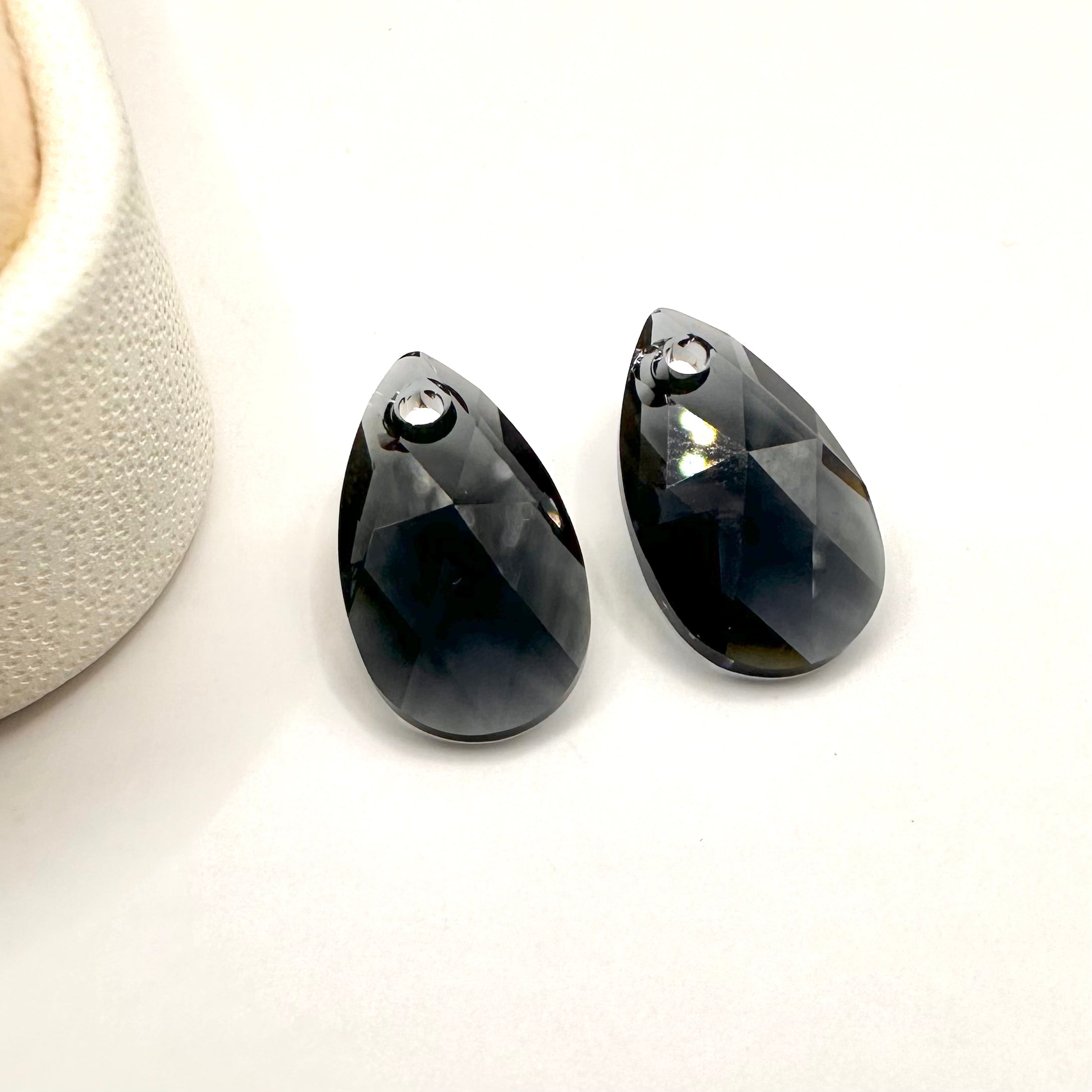 SWAROVSKI CRYSTALS | COLGANTE TEARDROP | 16MM