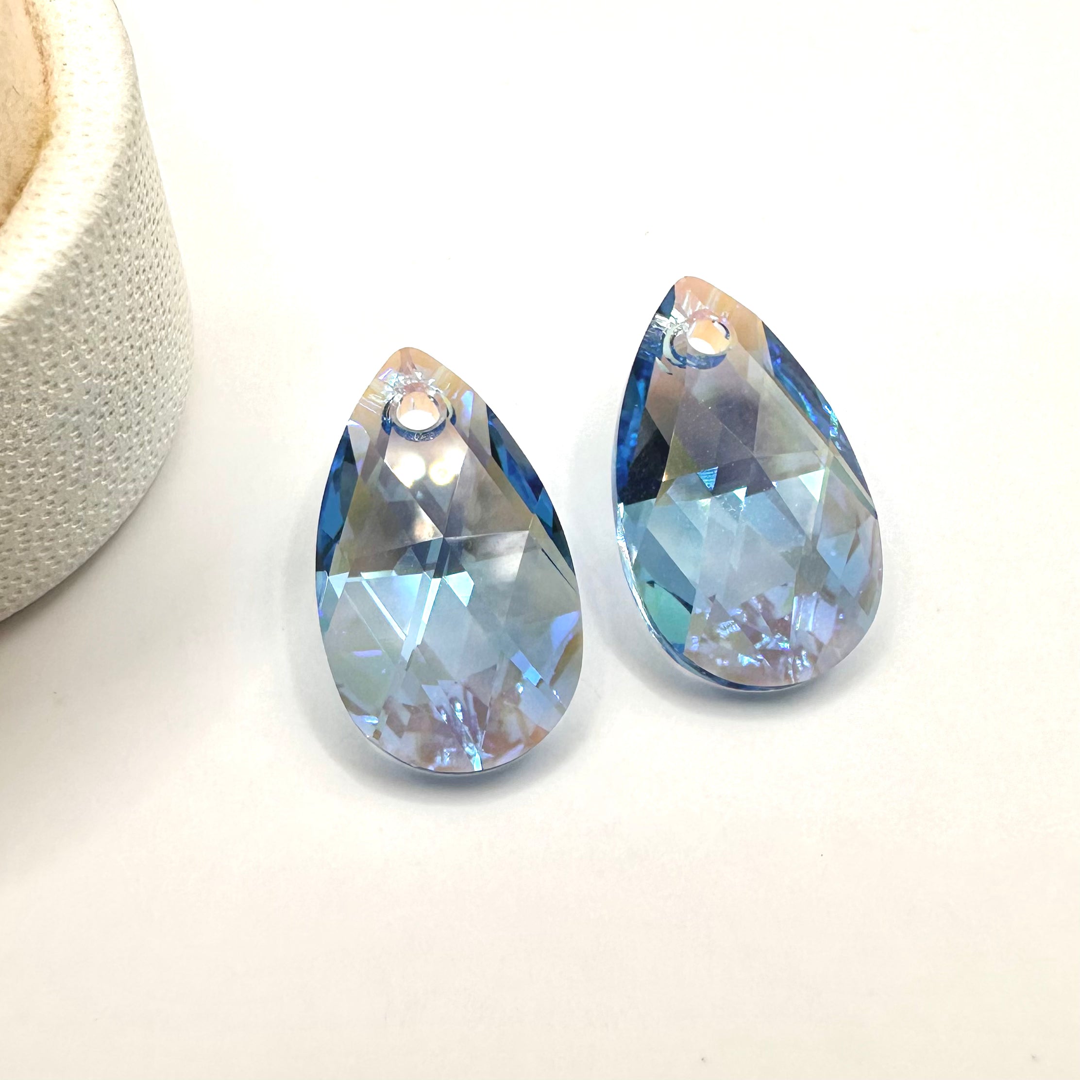 SWAROVSKI CRYSTALS | COLGANTE TEARDROP | 16MM