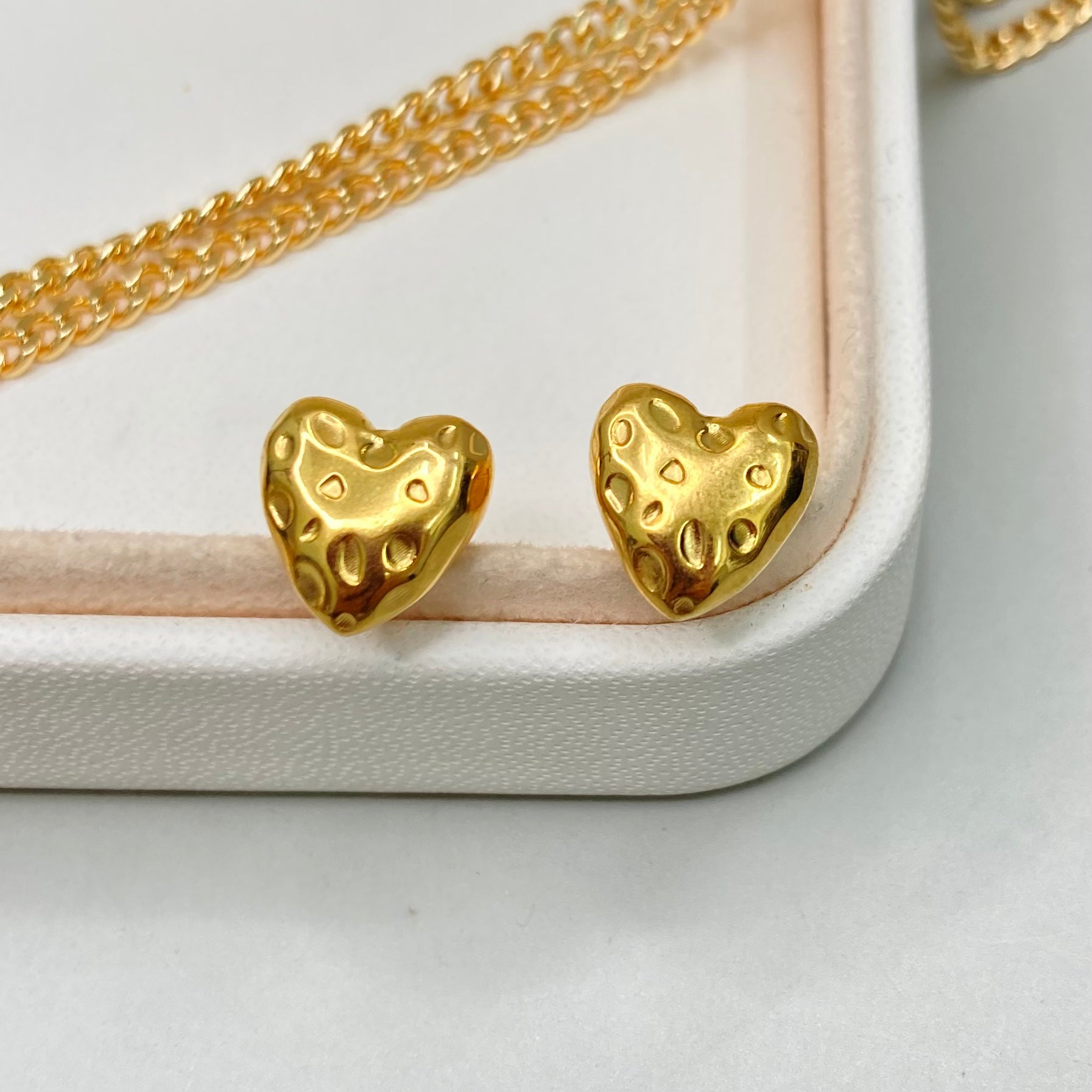 AROS | MINI CORAZÓN CRATERIZADO