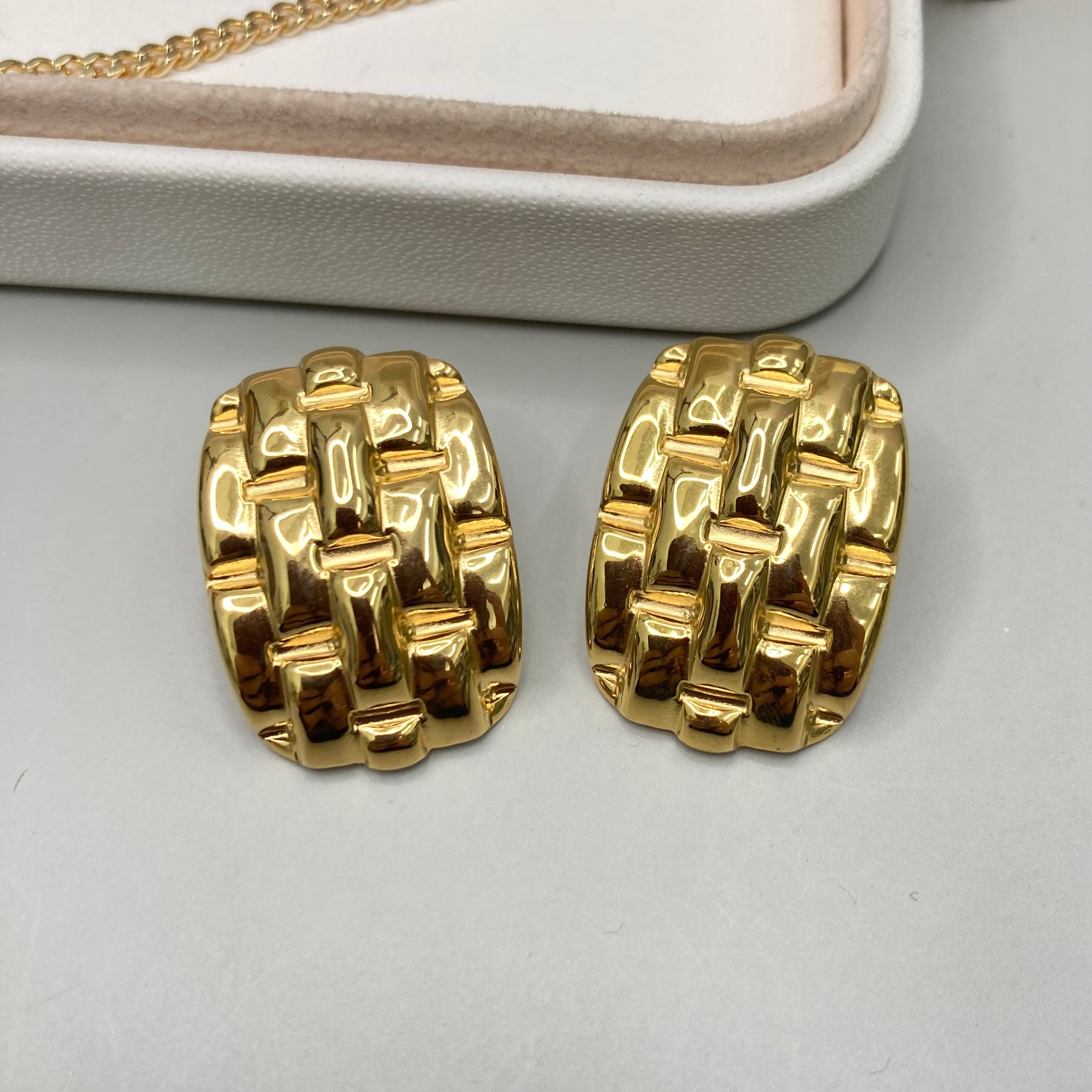 AROS | DISEÑO MOSAICO DORADO