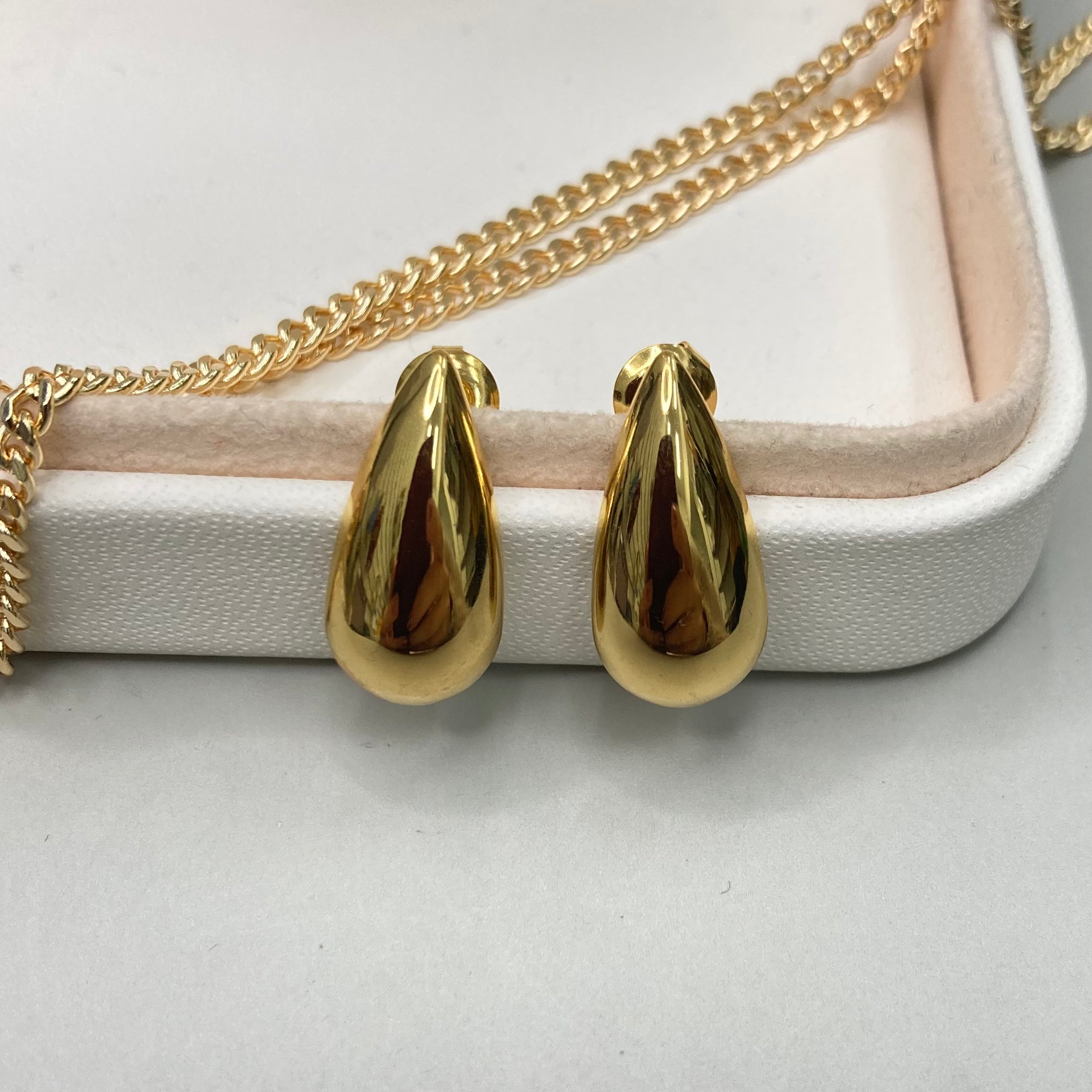 AROS | SIMPLE DROP