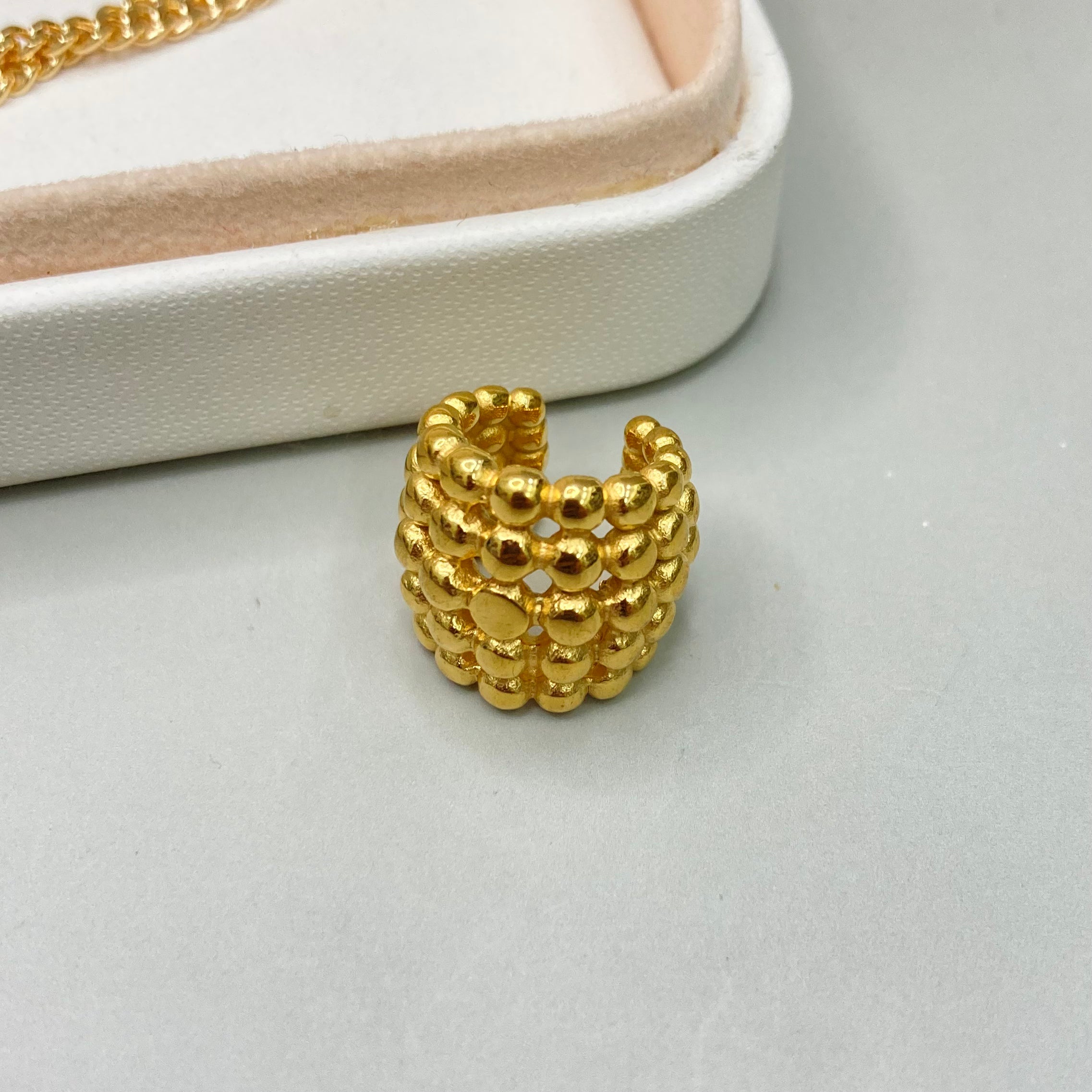 EAR CUFF 5 LINEAS BALINES DORADO| BAÑO DE ORO 18K