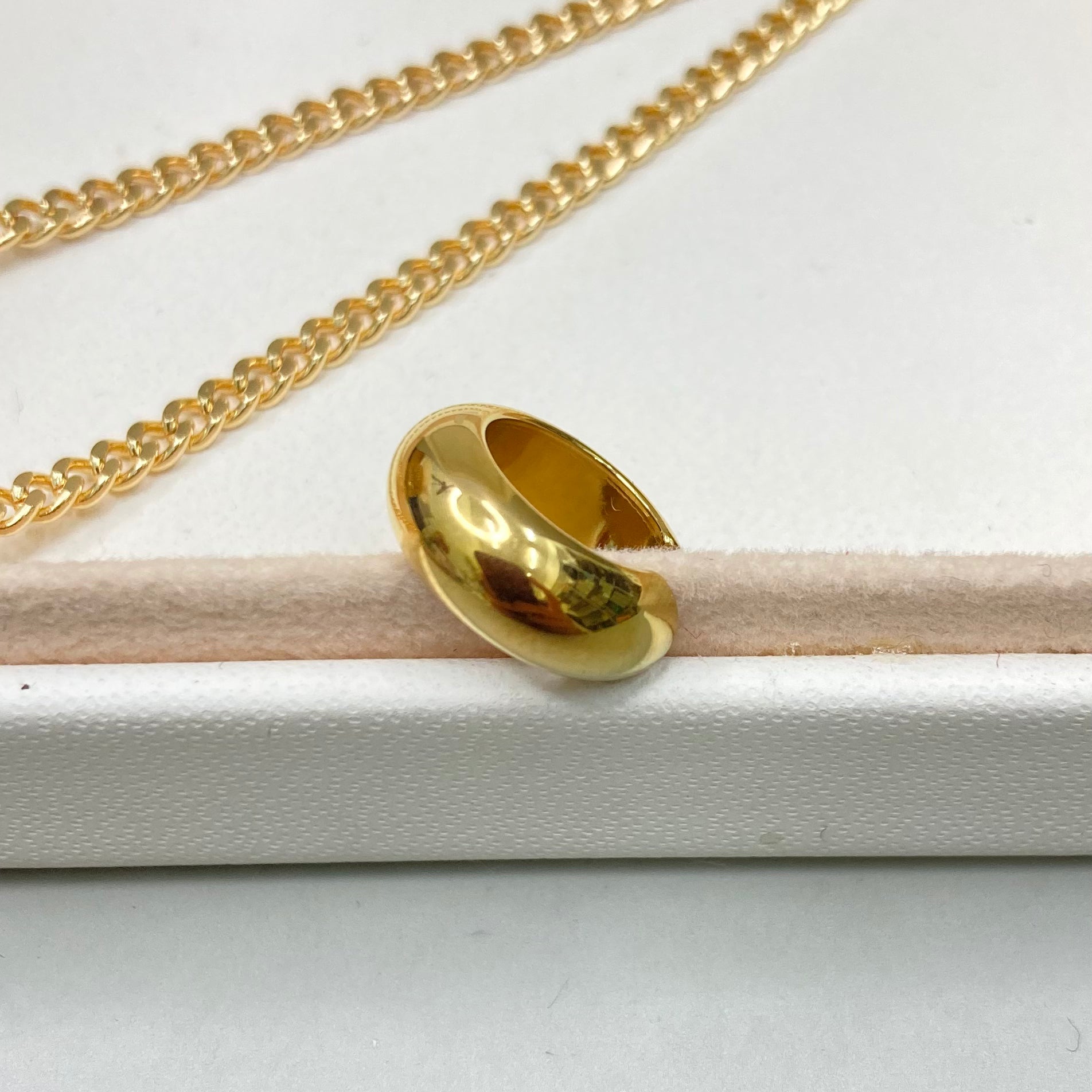EAR CUFF ARGOLLA DORADA BASICA| BAÑO DE ORO 18K