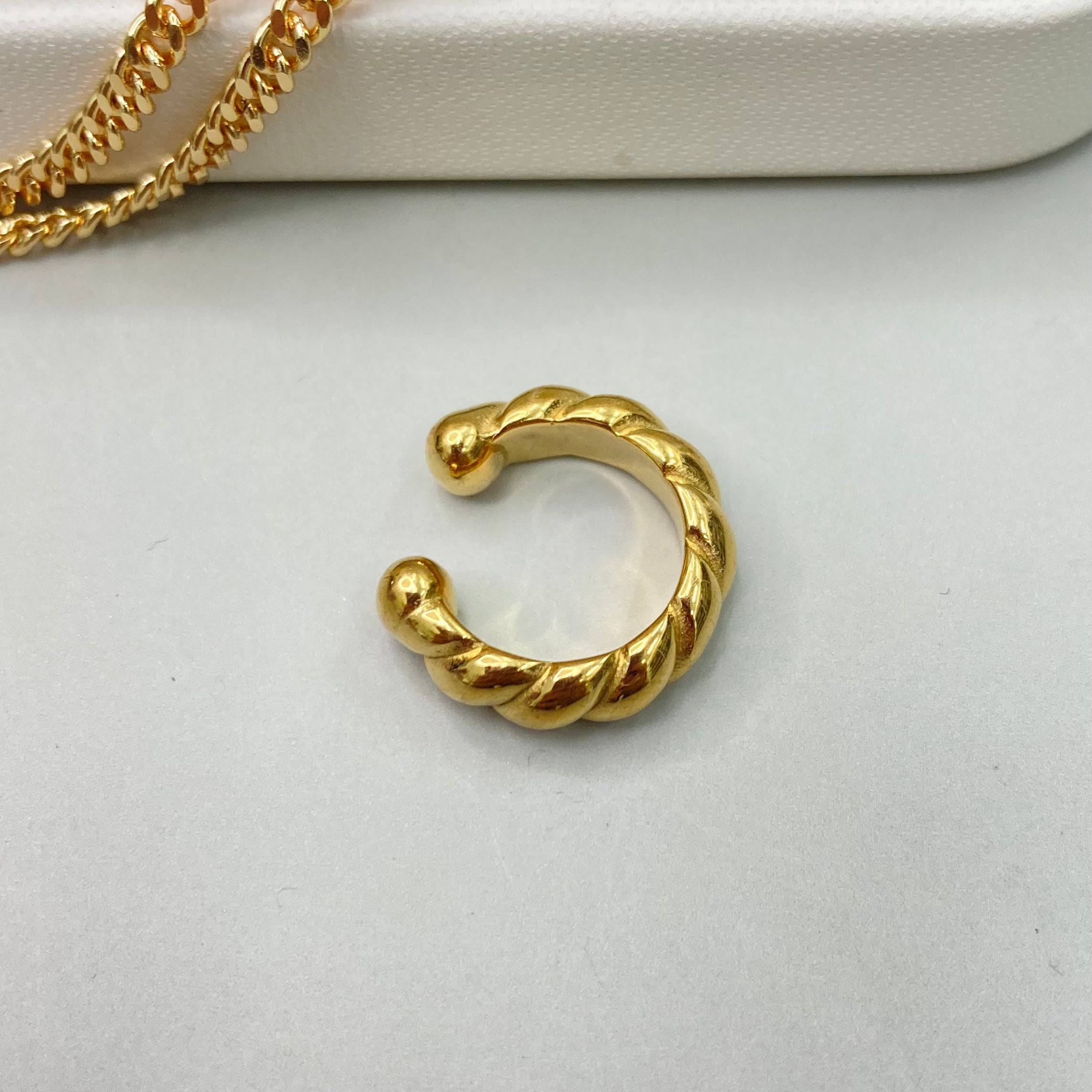 EAR CUFF TRENZA DOBLE DORADA| BAÑO DE ORO 18K
