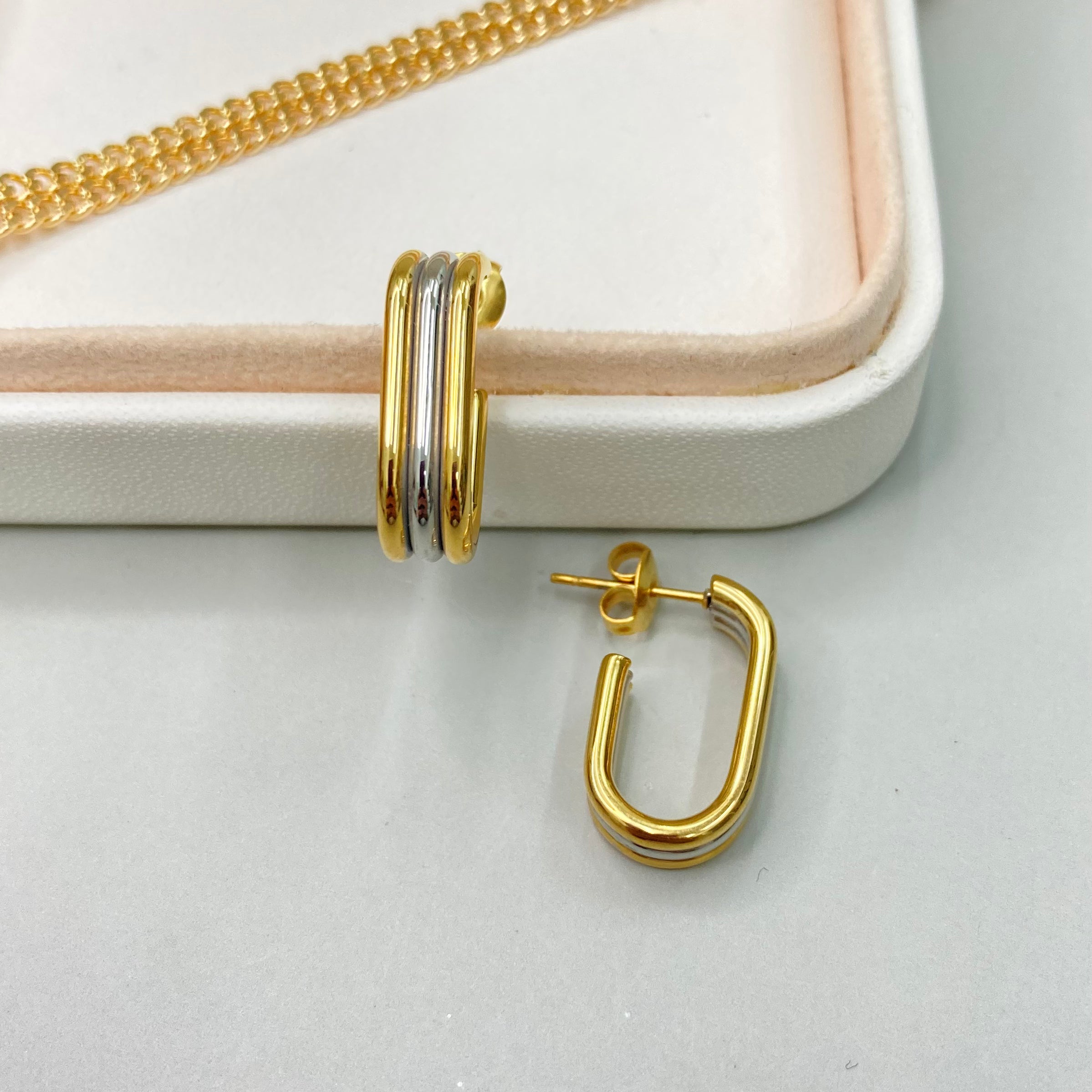 AROS | FORMA DE J