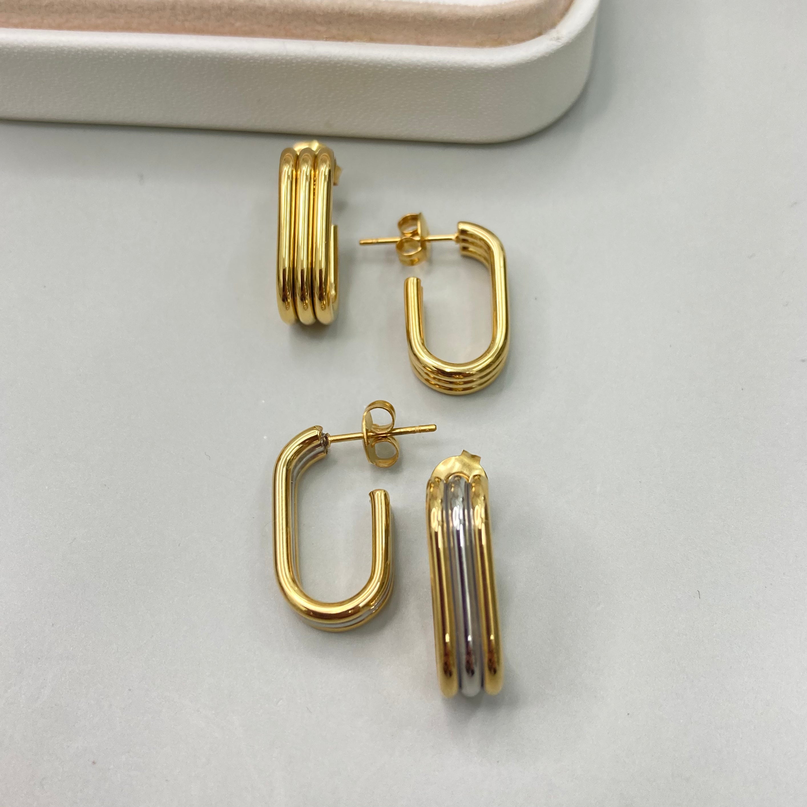 AROS | FORMA DE J