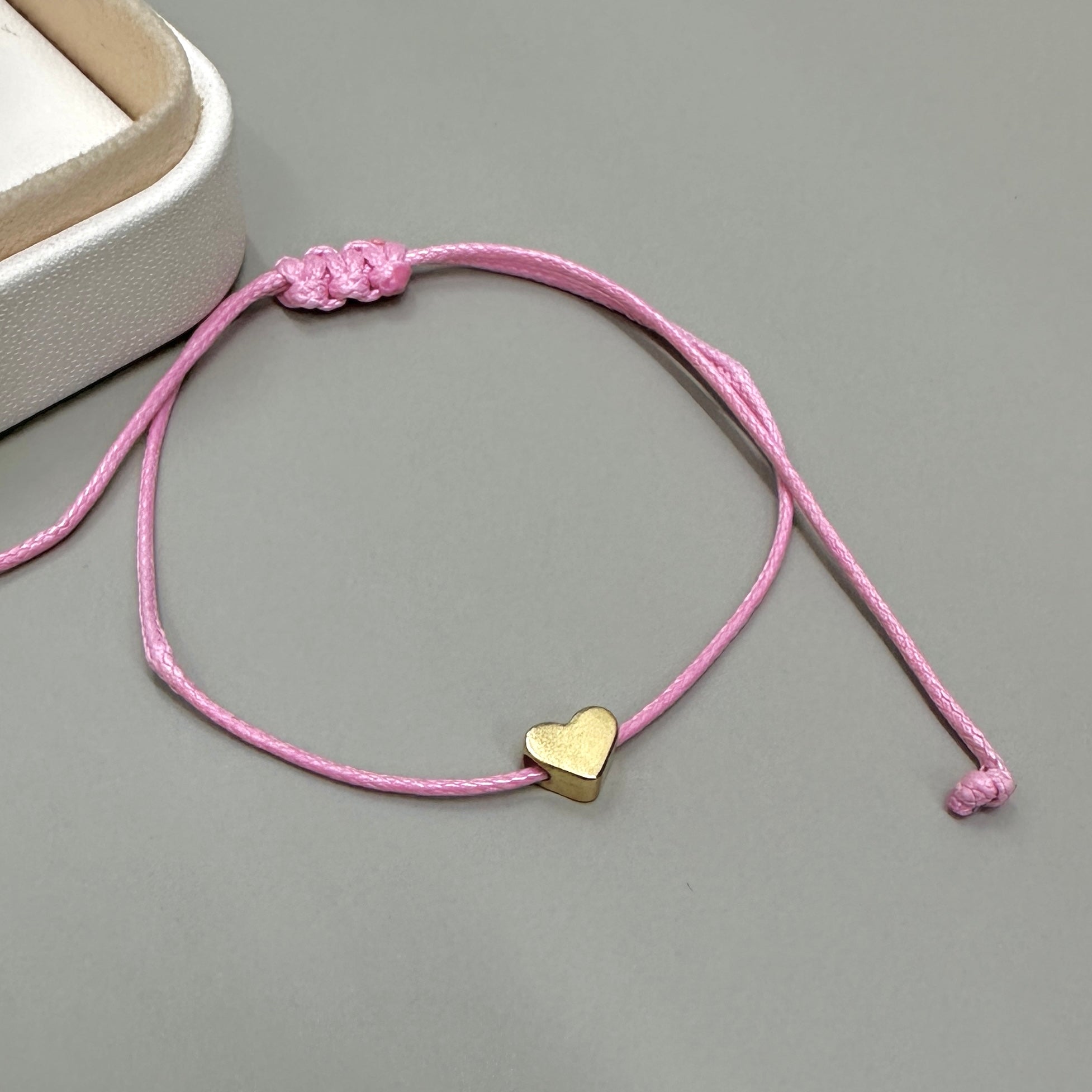 PULSERA CORAZON | HILO ROSA