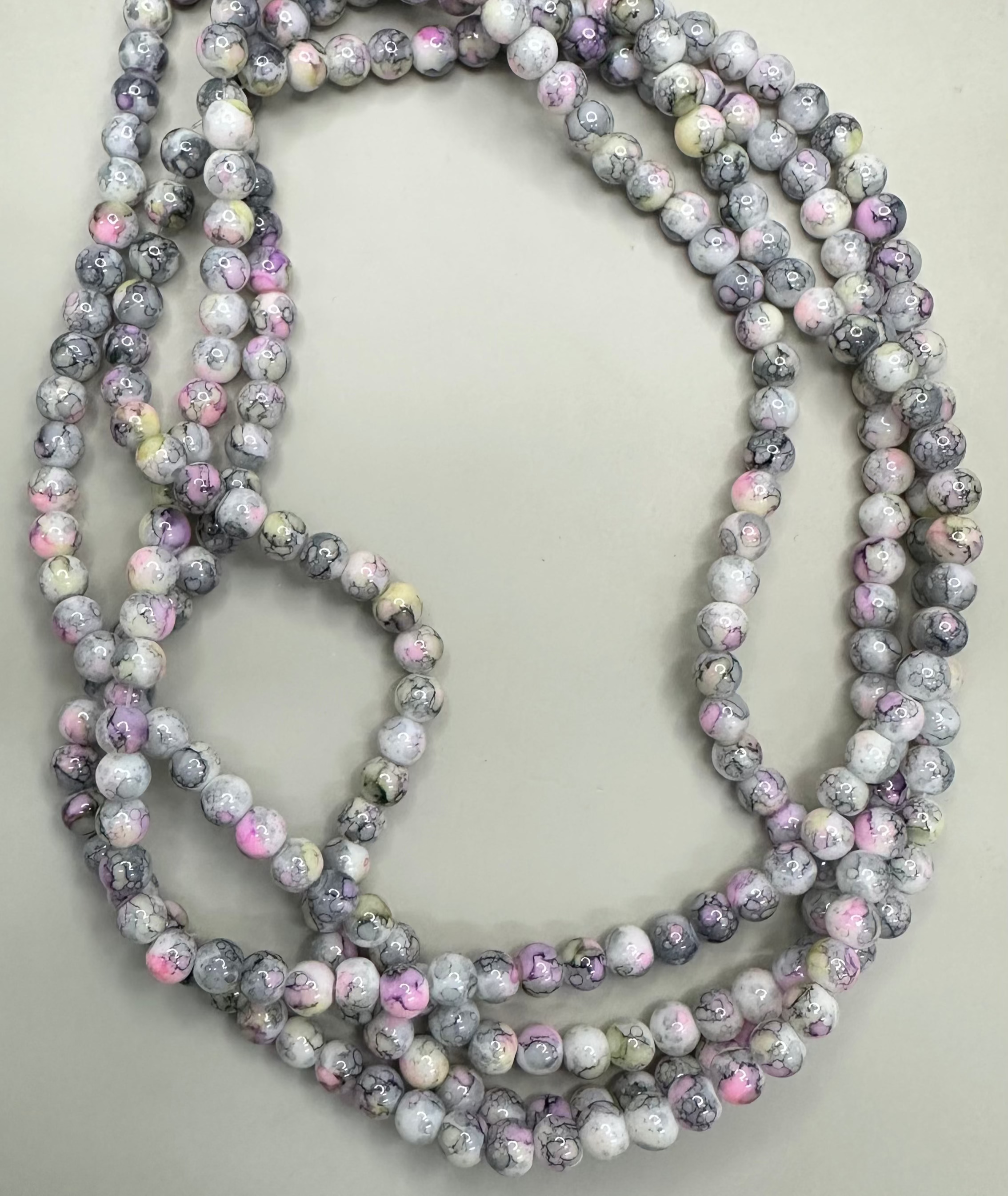 PERLA DE VIDRIO | MATIZADO | NEGRO ROSADO Y AMARILLO