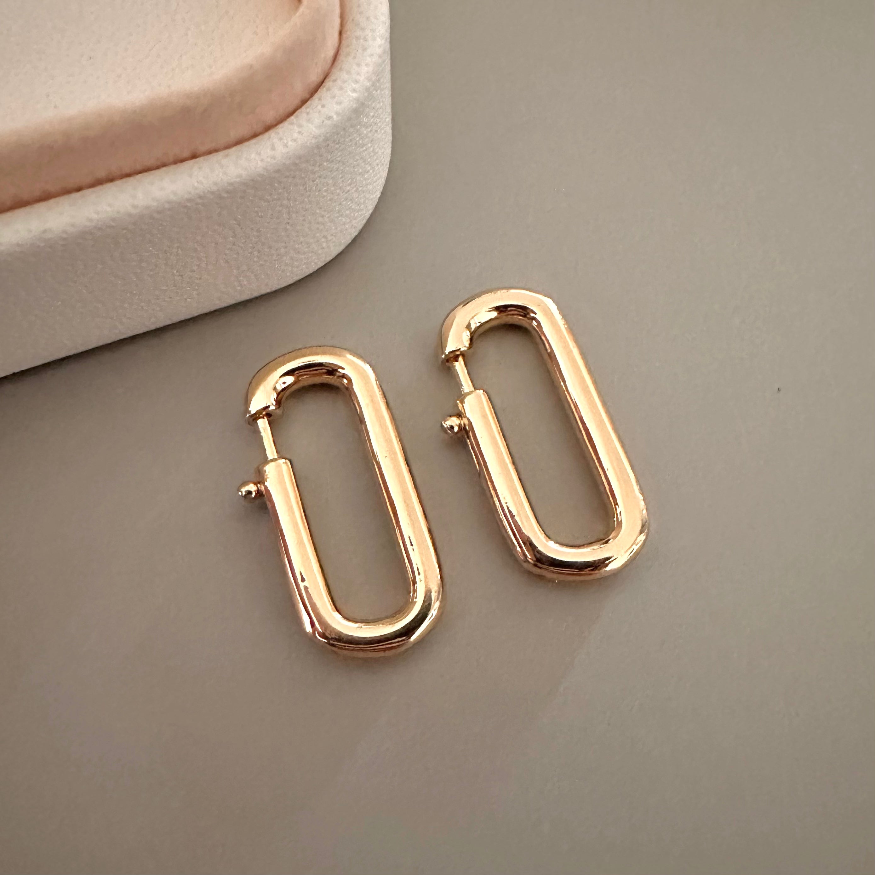 BROCHE RECTANGULAR | BAÑO DE ORO