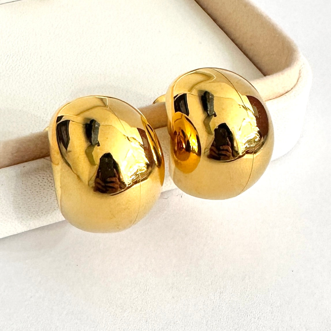 AROS SEMI HUEVITO | BAÑO DE ORO 18K | 25MM