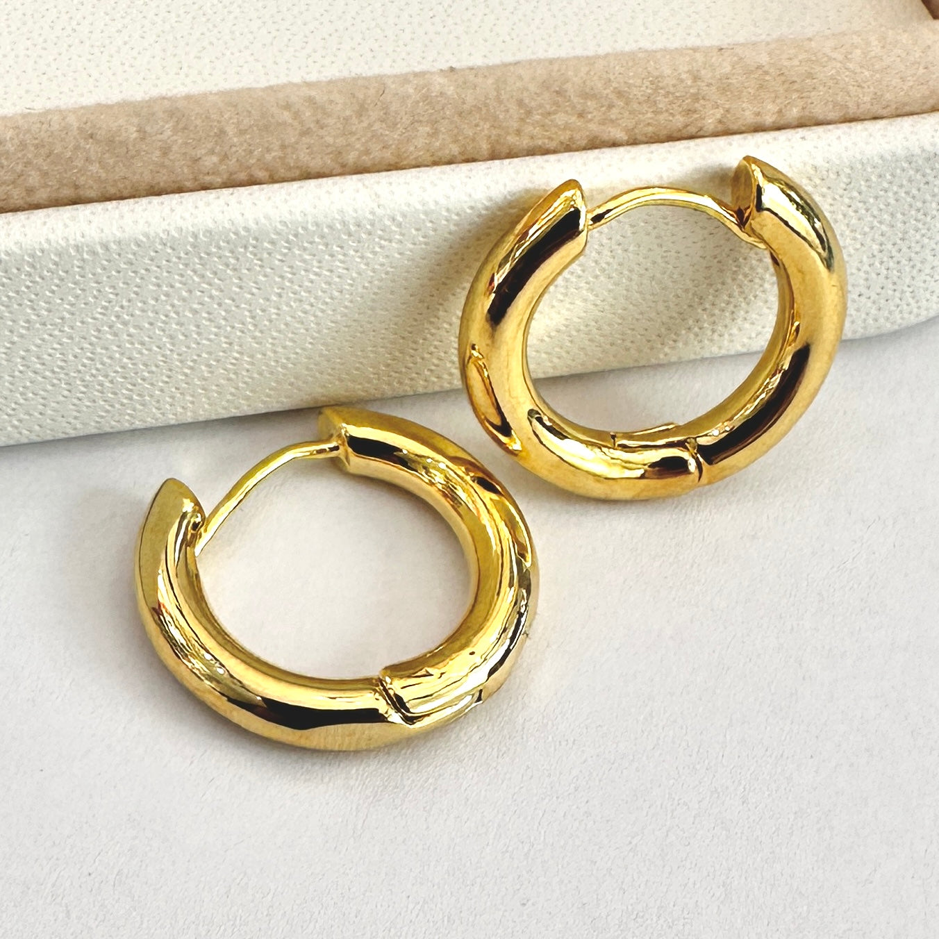 AROS ARGOLLA | BAÑO DE ORO 18K | 20MM