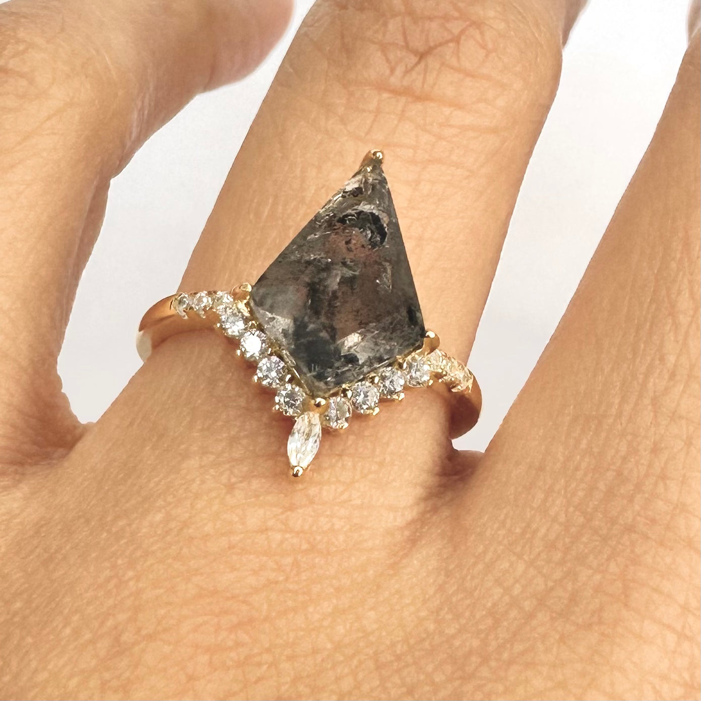 ANILLO “COMETA” | DIAMANTE HERKIMER | BAÑO DE ORO 14K