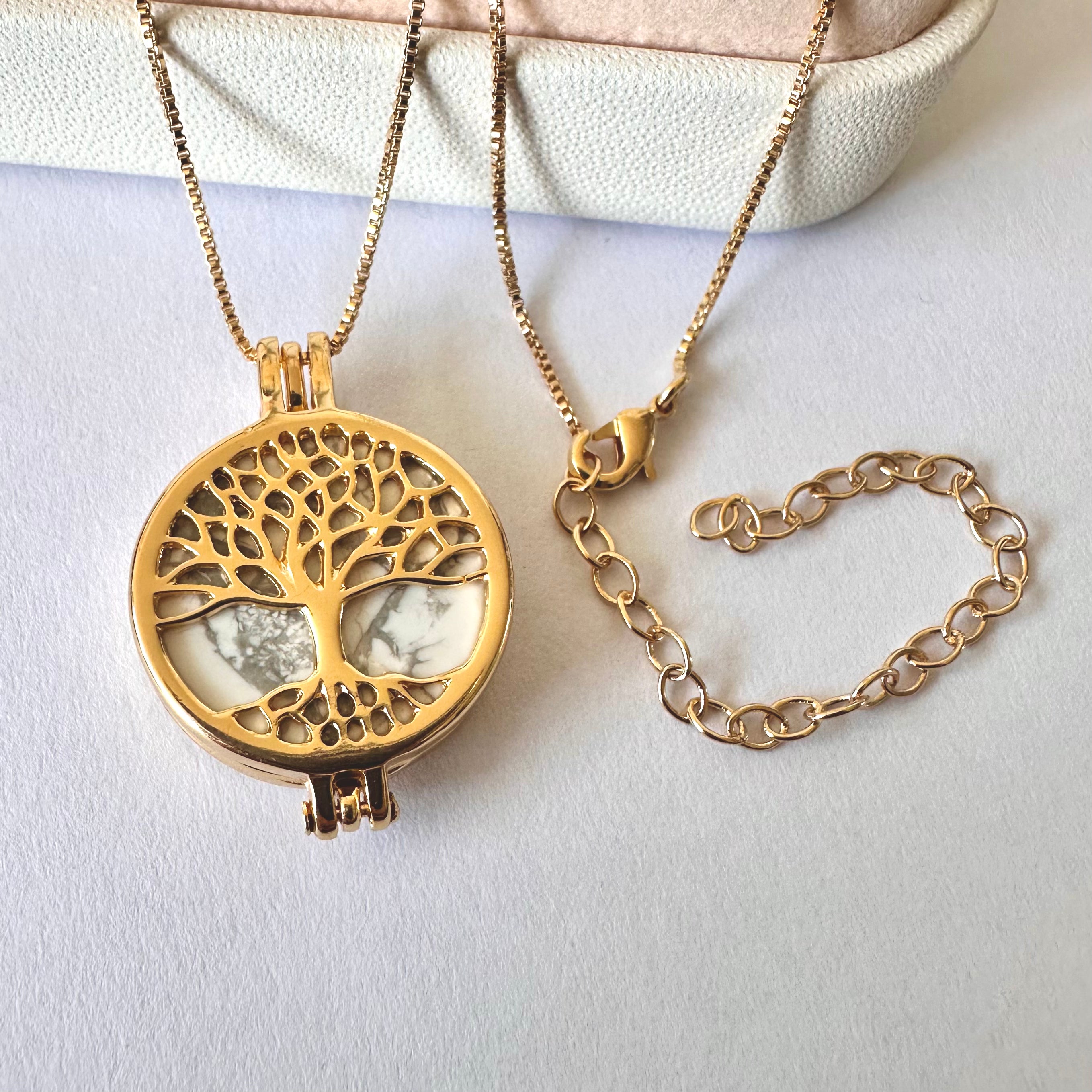 RELICARIO ARBOL DE LA VIDA CON 7 PIEDRAS | BAÑO DE ORO 18K PREMIUM BRASILERO | 30MM