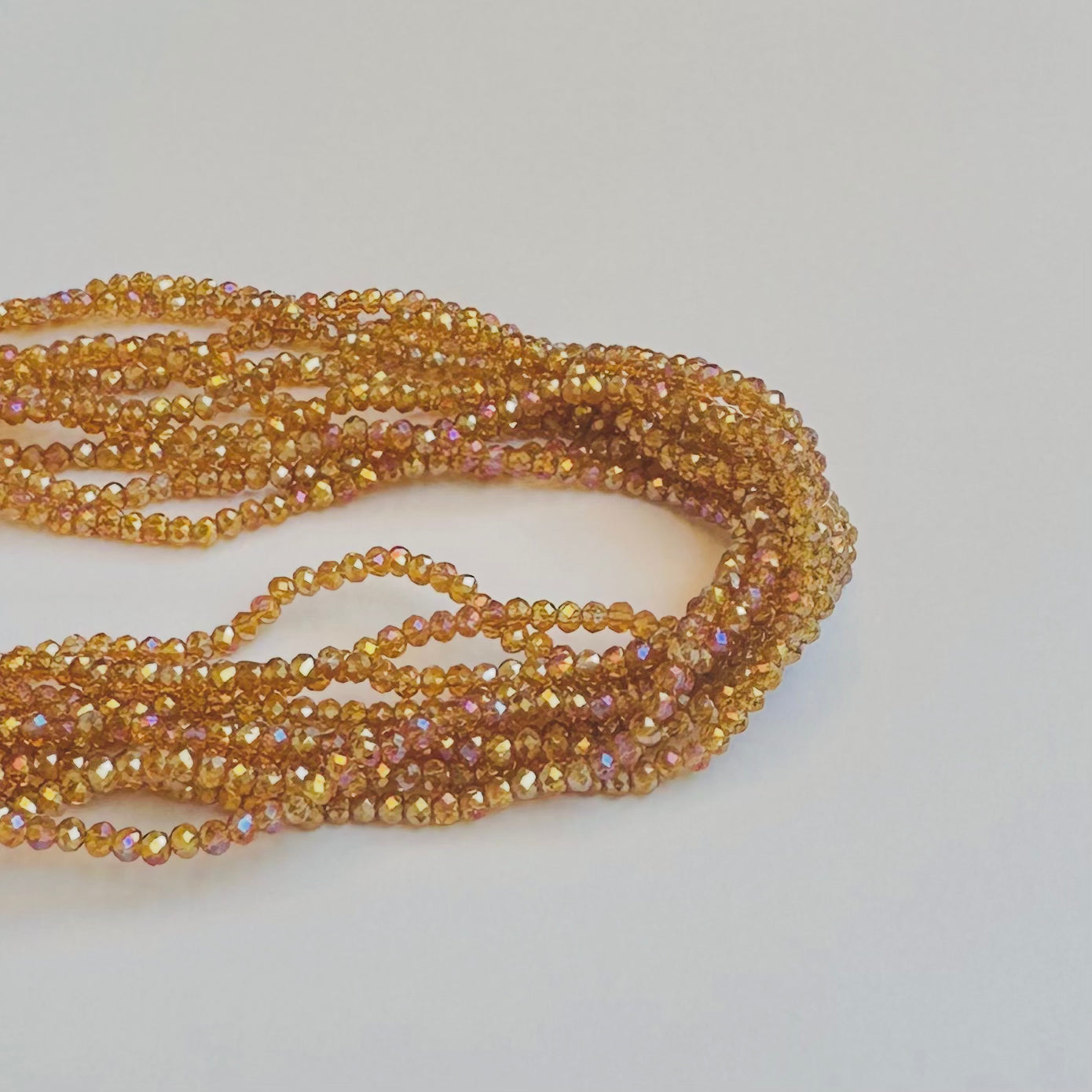 CRISTAL CHATO | 3.2MM | TRASLUCIDO MIEL CLARO TORNASOL