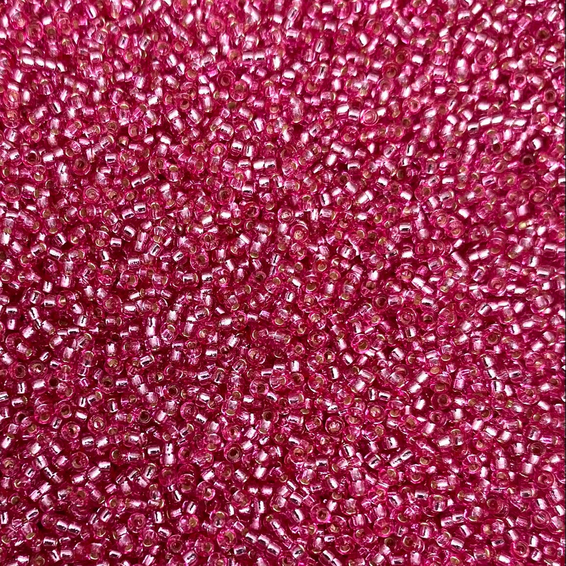 MIYUKI ROUND ROCAILLES 15/0 | 1348RR | SILVERLINE ROSADO INTENSO