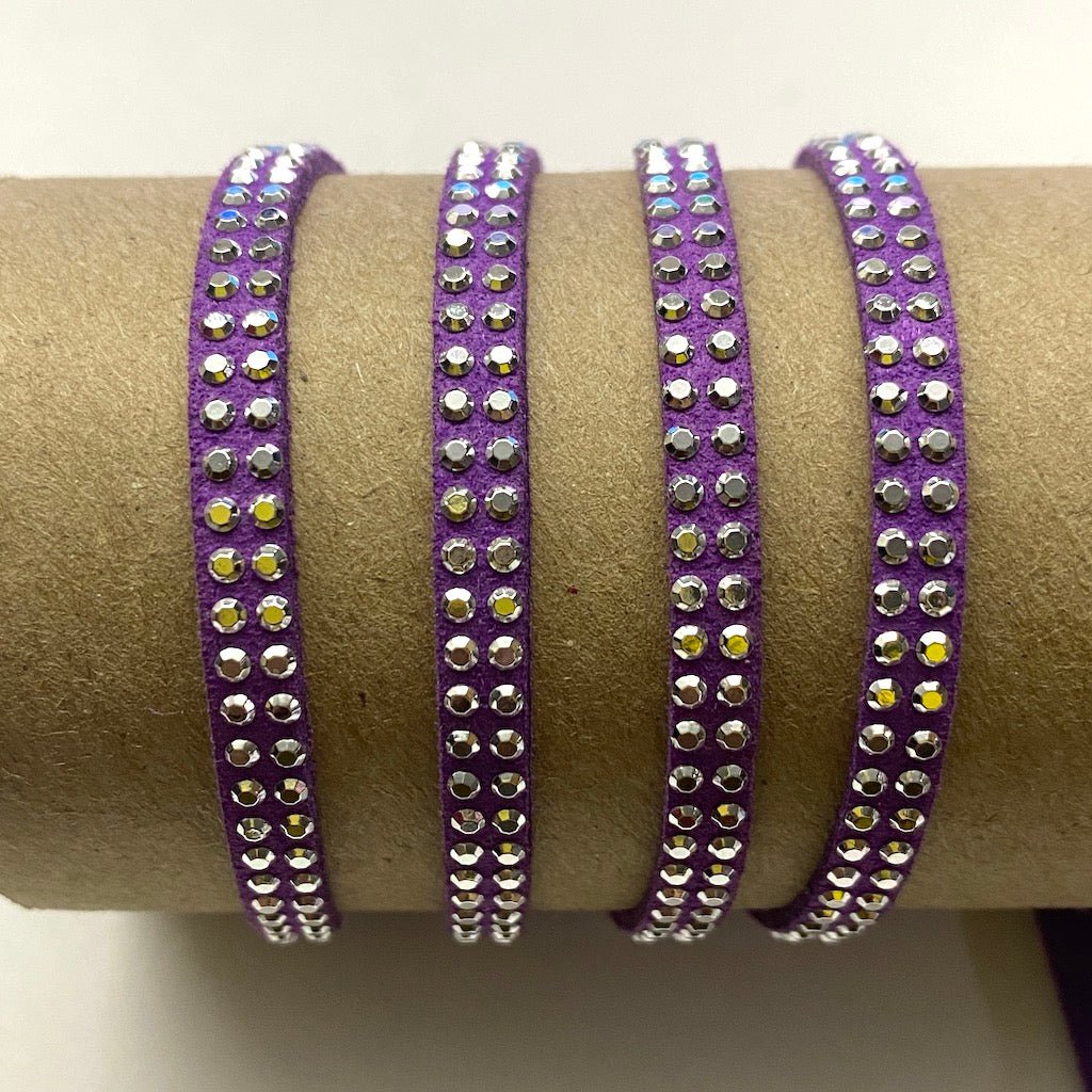 GAMUZA CON STRASS | 7MM | 1MTR | MORADO (7-4Z) [25-2H]