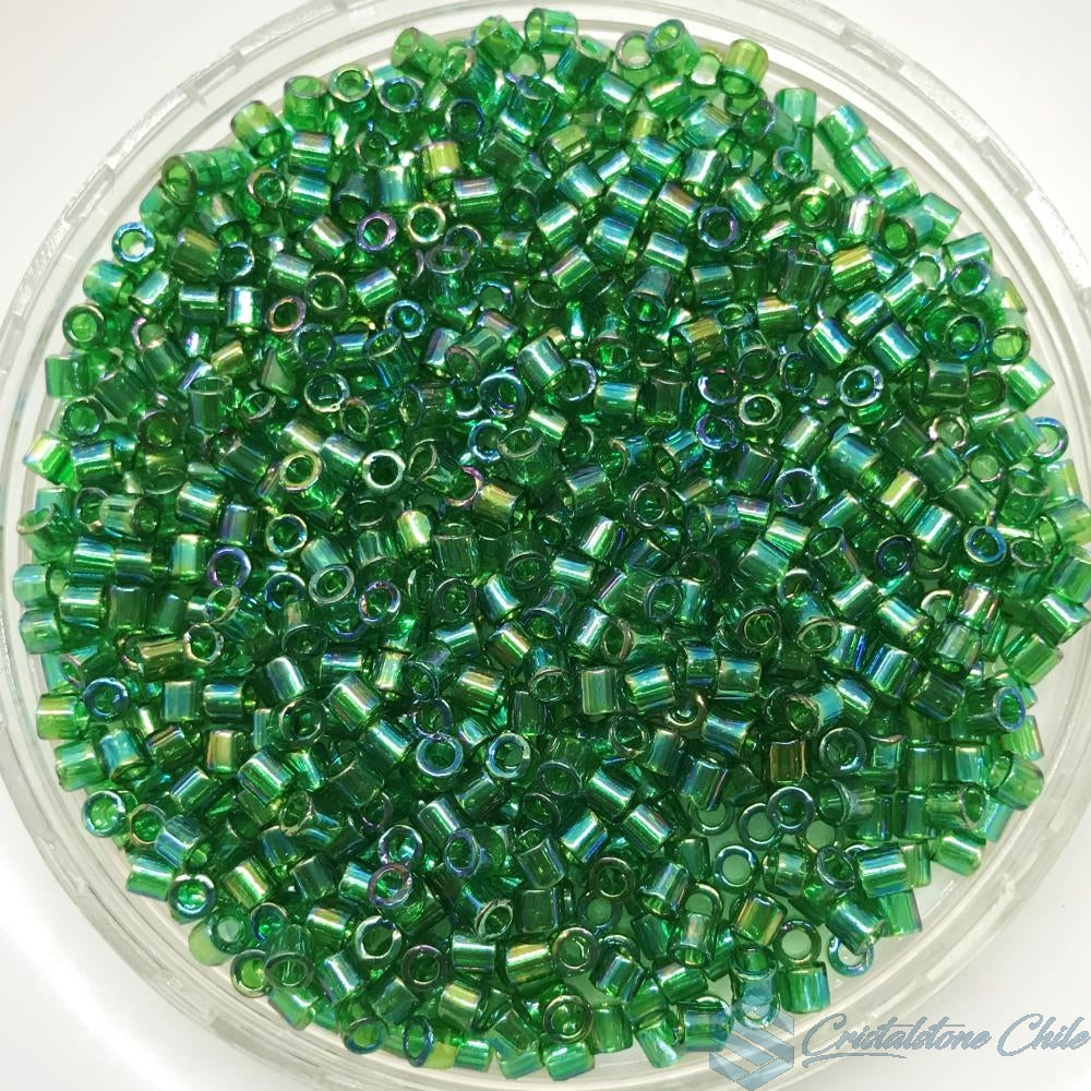 Miyuki Delica Beads 8/0 | 152DB | Rainbow Verde (C9)