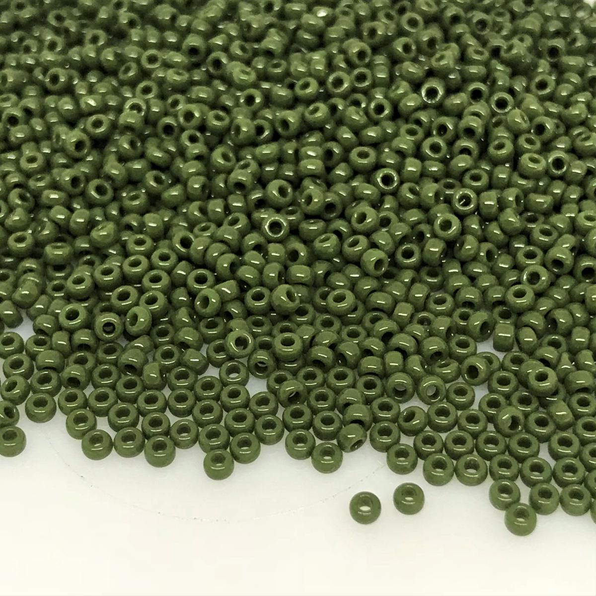 MIYUKI ROUND ROCAILLES 11/0 | 501RR | OPAQUE VERDE(C22)[C8]