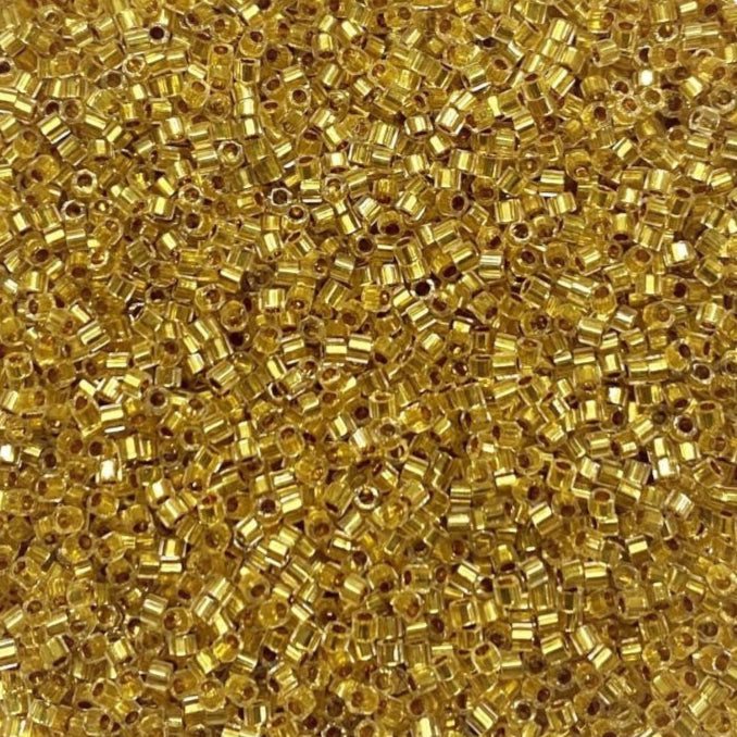 Miyuki Delica Beads 11/0 | 33CDB | Goldline crystal Hexagonal