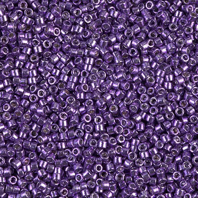 Miyuki Delica Beads 11/0 | 430DB | Violeta Metalizado