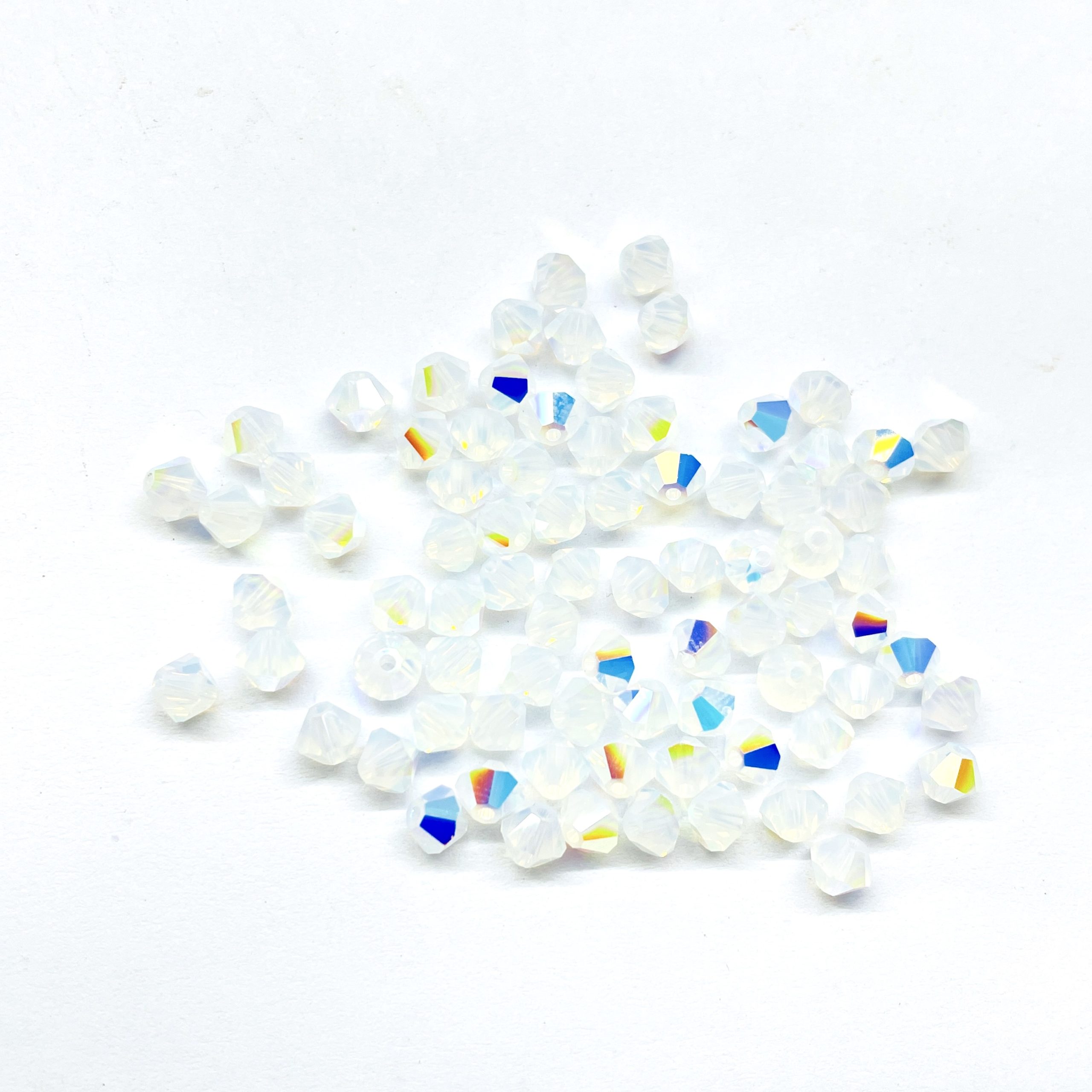 Bead Swarovski Crystals | 4mm | C3 SmT #234 | 25u | Blanco Opalo