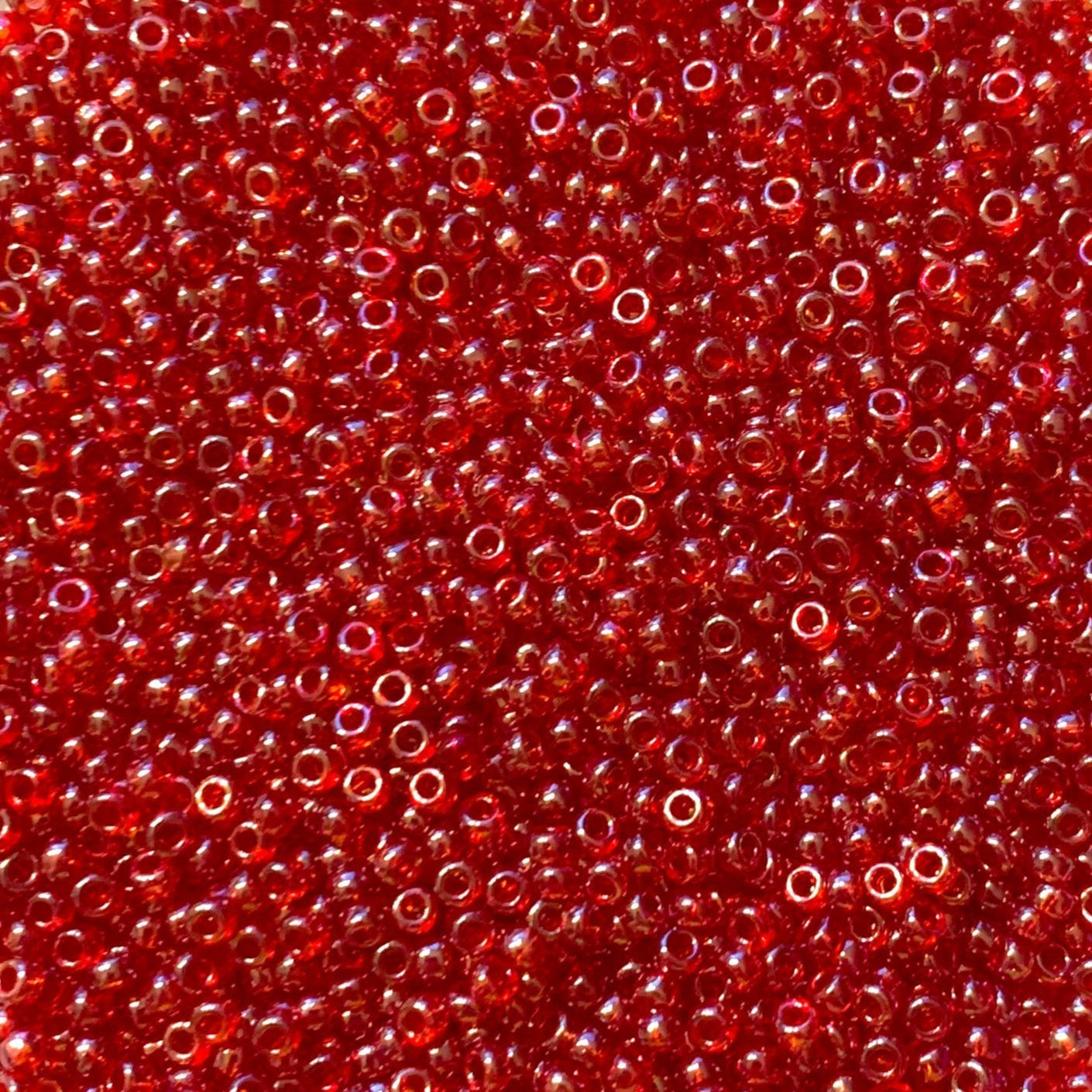MIYUKI ROUND ROCAILLES 11/0 | 324RR | TRANSPARENTE ROJO(C13)[C9]